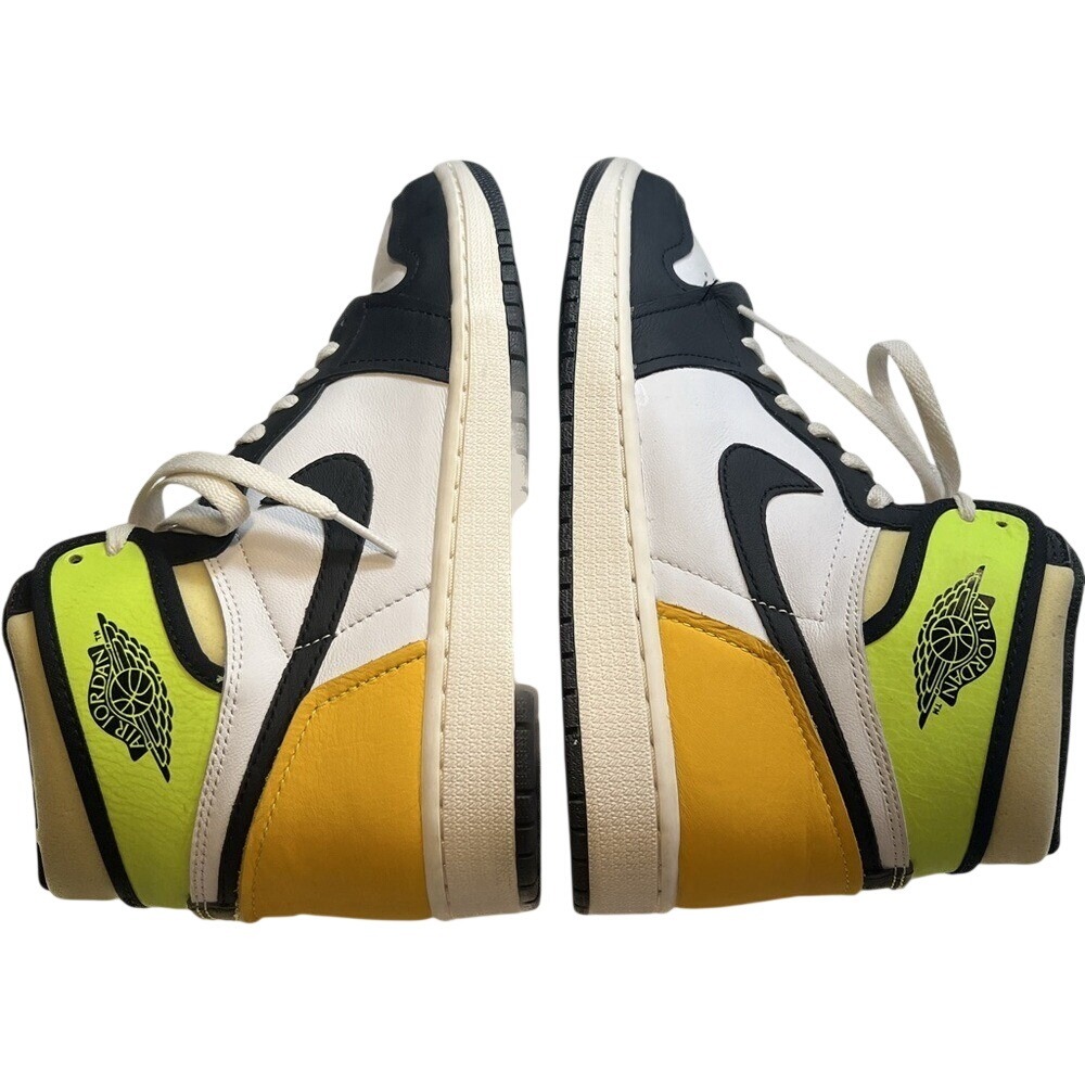 Nike Air Jordan 1 Retro High OG Volt Gold 555088-118 Mens Sneakers White Black - Picture 3 of 8